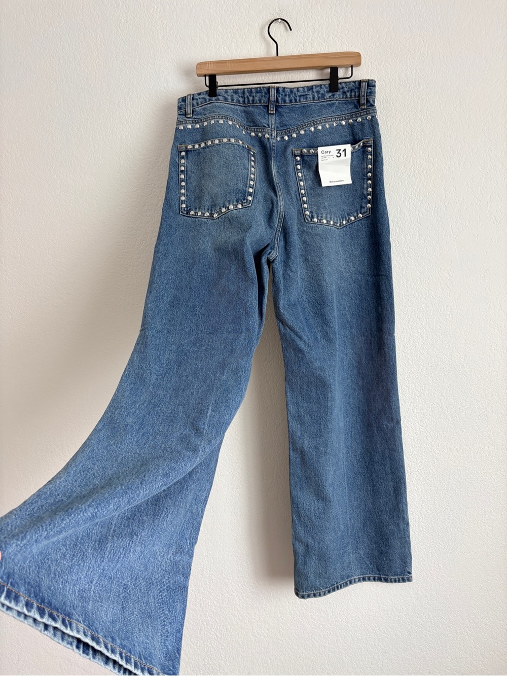 NWT Reformation Cary High-Rise Slouchy Wide-Leg Jeans - Picture 8 of 14